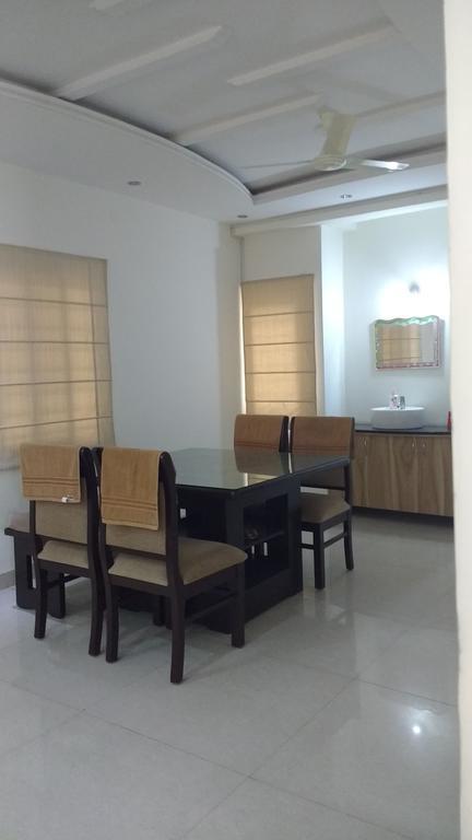 Hitech Shilparamam Guest House Hyderabad Exterior foto
